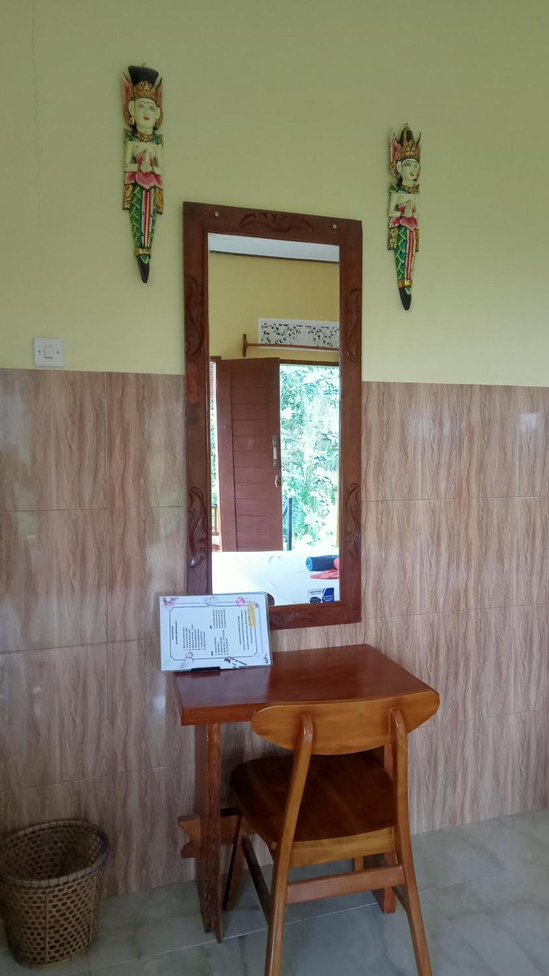 Alamku Bungalow Каранґасем Екстер'єр фото